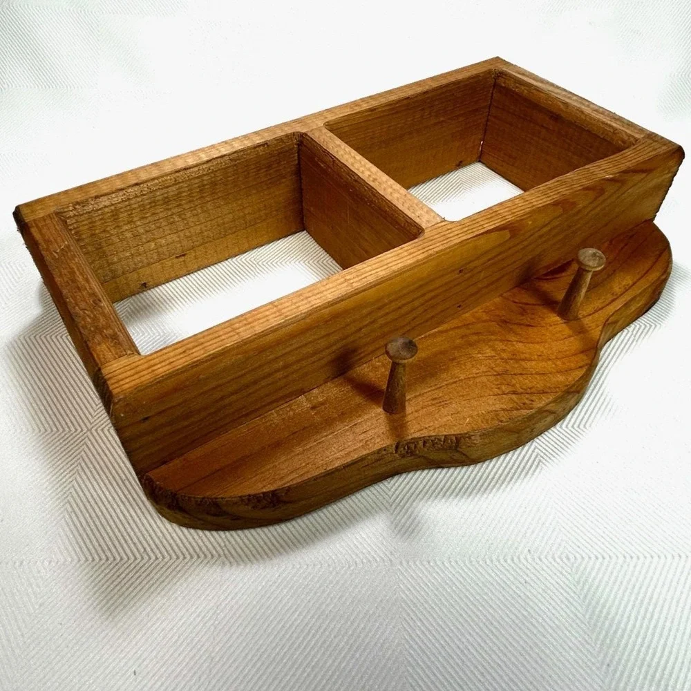 VTG Wood Wall Shelf 2 Cubbies Peg Hooks Rustic Farmhouse Pine 12x10 1980s Retro